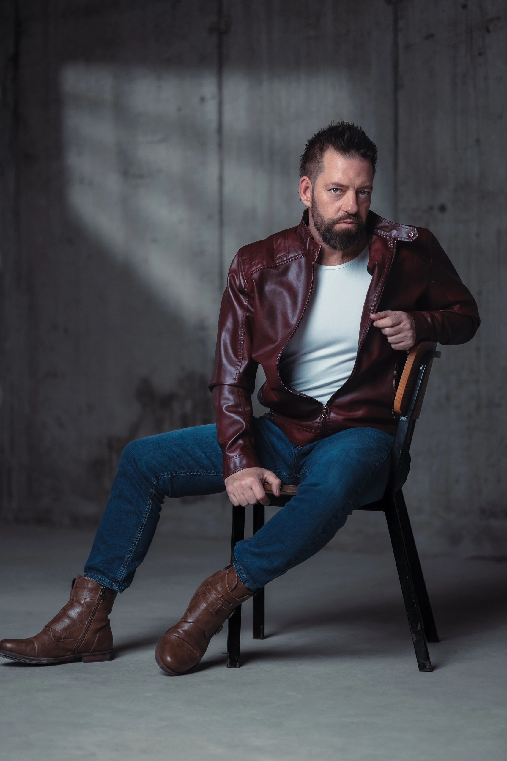 Max E McCabe actor photo 5